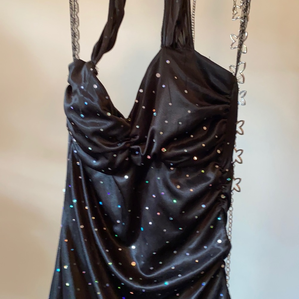 2000s does 80s Majora party dress